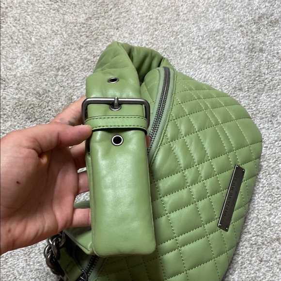NEW Kurt Geiger Green Quilted Belt Bag - Picture 3 of 6